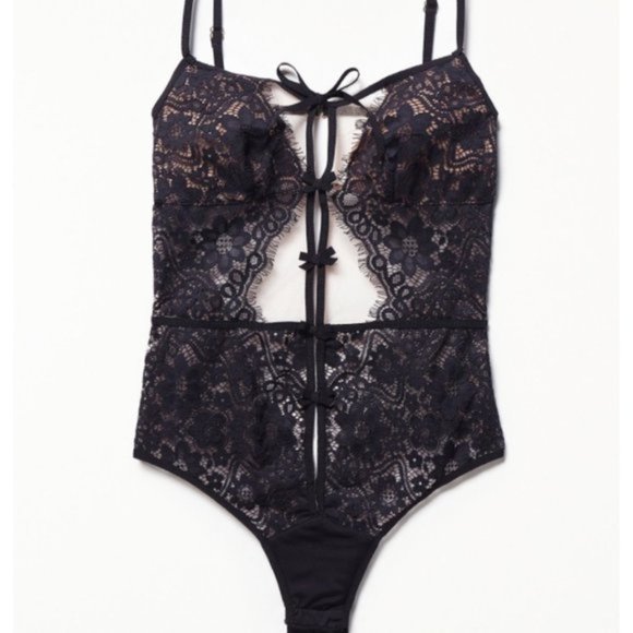 RARE! For Love & Lemons Kate Bodysuit 🖤 - Picture 1 of 9